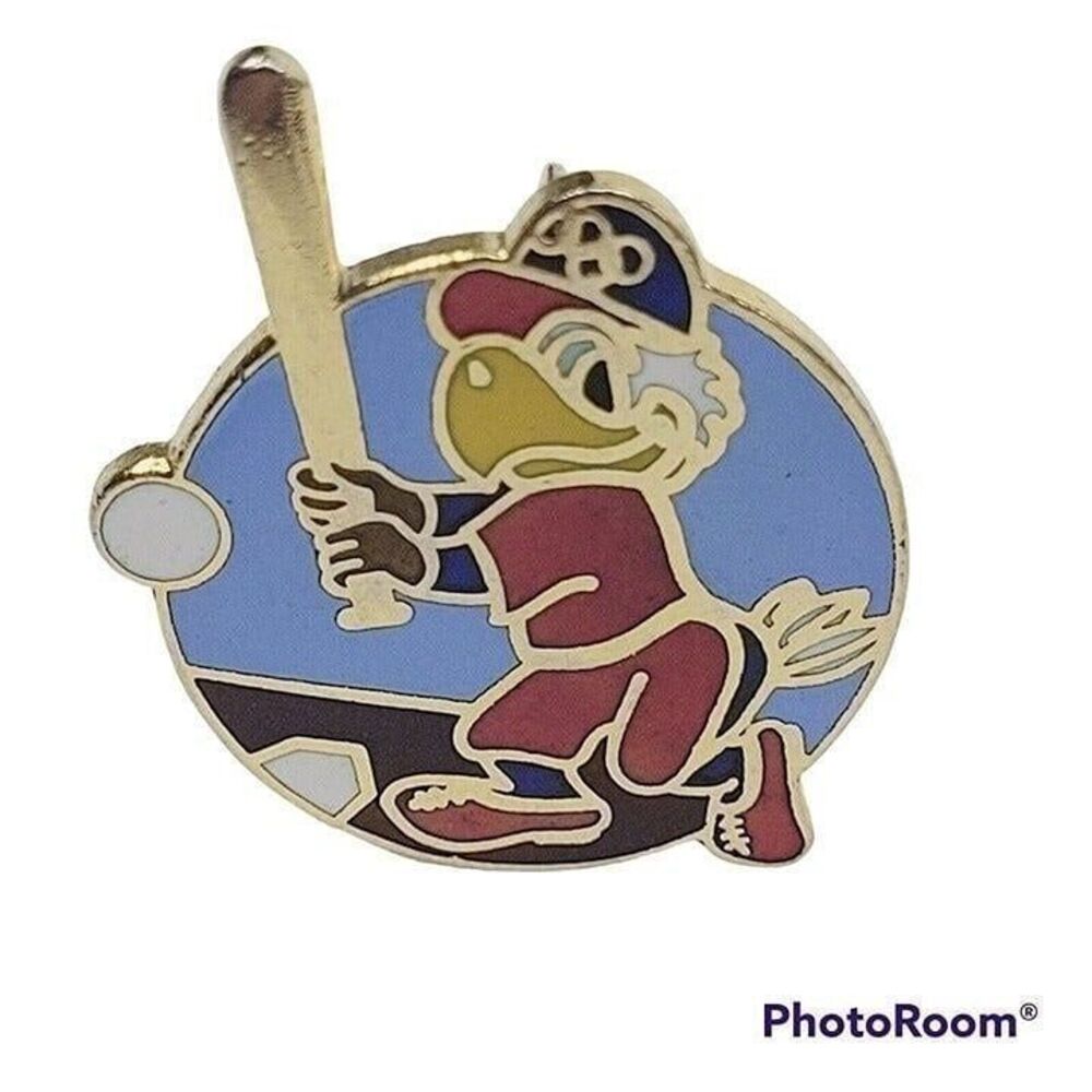 ^Vintage 1984 Sam The Eagle Baseball Los Angeles USA Olympics Hat Pin Pinback